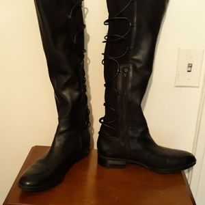 Ladies boots